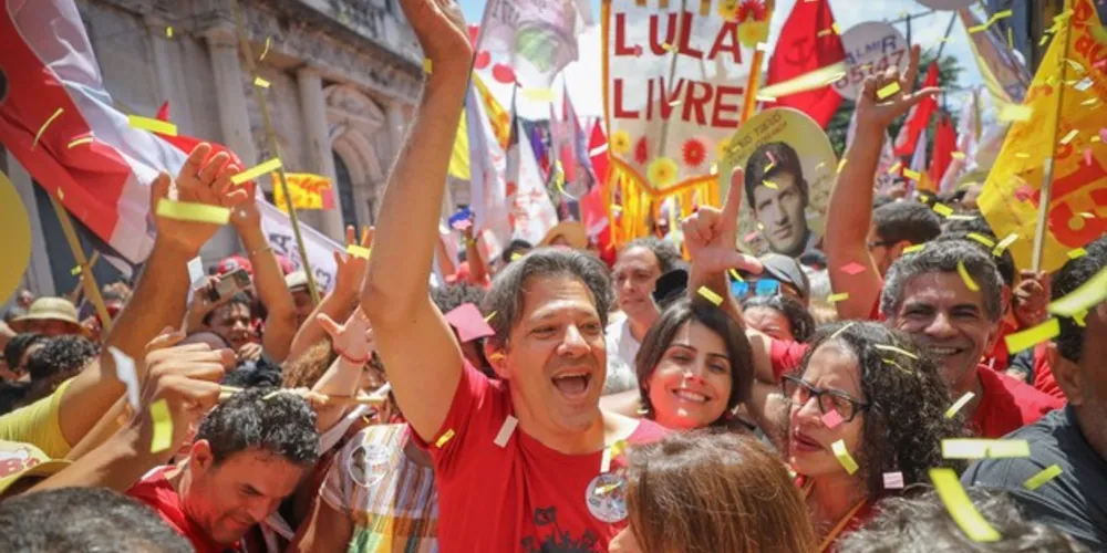 Imagem ilustrativa da imagem Haddad tem dificuldades em explicar “erros do PT”