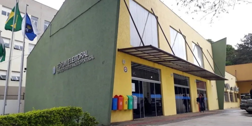 Previsão é do Tribunal Regional Eleitoral. Votação termina às 17 horas
