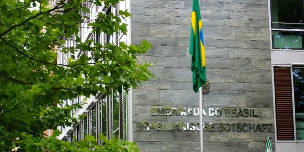 Imagem ilustrativa da imagem Dificuldade para ir a seções provoca ausência de eleitores no exterior