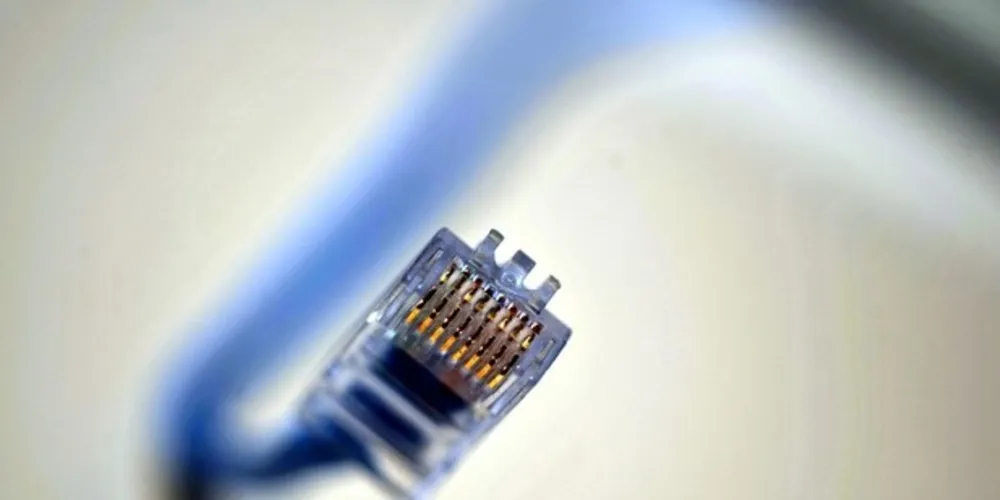 Telefonia fixa, conexões a cabo e fibra ótica estão entre as principais tecnologias de conexão