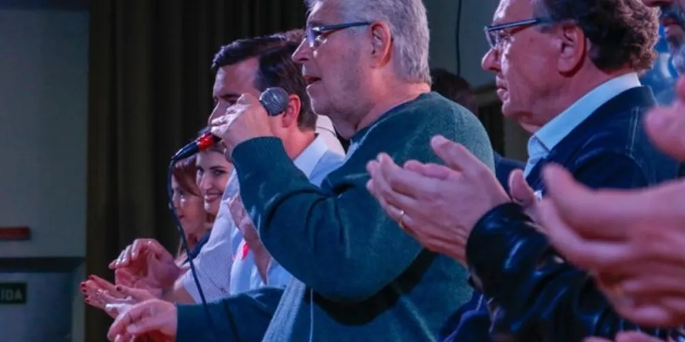 Imagem ilustrativa da imagem Candidatos derrotados no Senado comentam mau desempenho