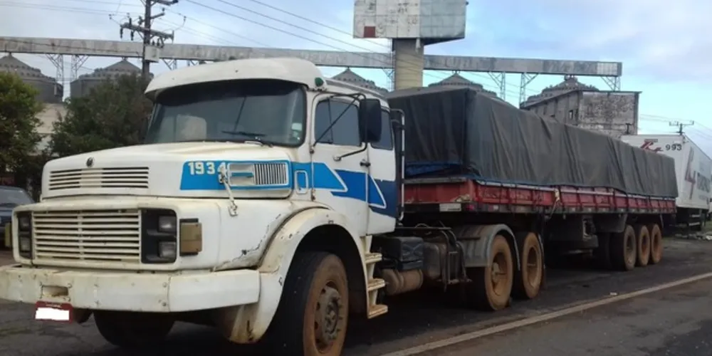 Imagem ilustrativa da imagem Em PG, caminhoneiro é detido usando a CNH do cunhado