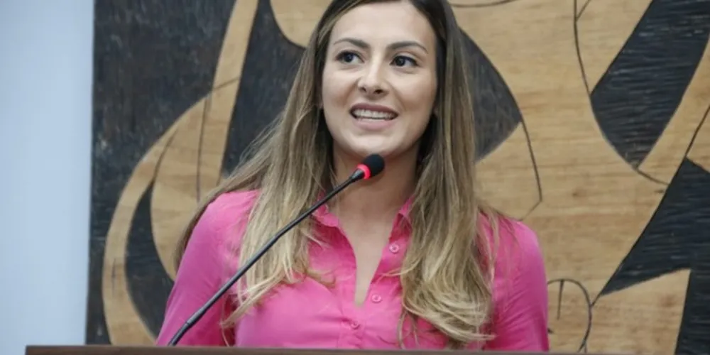 Imagem ilustrativa da imagem Em discurso, Mabel se coloca à disposição de vereadores
