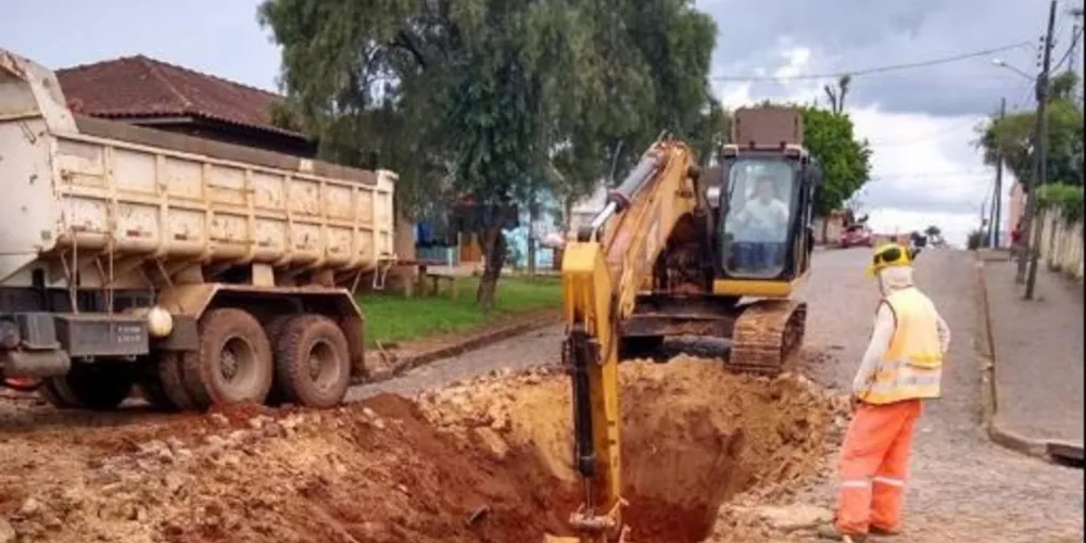 Via receberá pavimentação asfáltica, drenagem, galerias pluviais e passeio