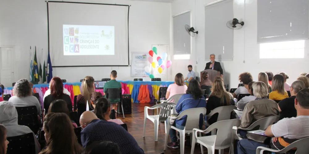 Imagem ilustrativa da imagem Conferência em Palmeira discute direitos das crianças e dos adolescentes