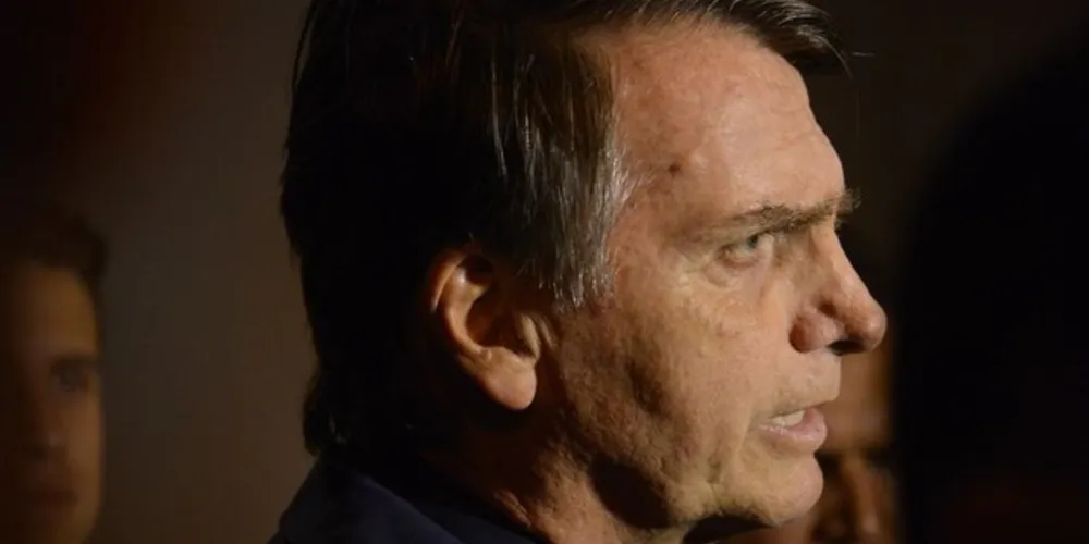 Imagem ilustrativa da imagem Bolsonaro propõe reforma administrativa para cortar gastos