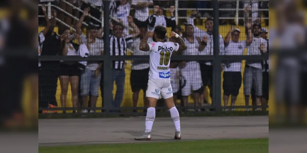 Imagem ilustrativa da imagem Santos bate Corinthians e vence terceira seguida no Brasileirão