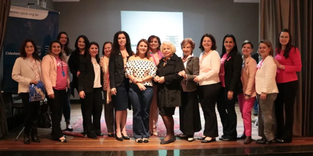 Encontro Mulheres em Ação deste ano foi finalizado com a apresentação do projeto ‘Mulheres Paranaenses’