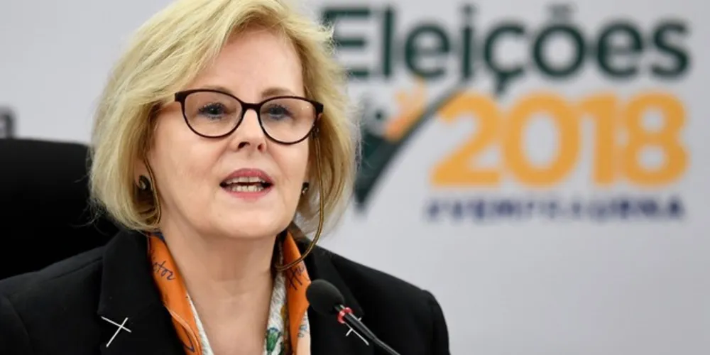 Brazilian Higher Electoral Court President judge Rosa Weber speaks during a press conference, in Brasilia, on October 7, 2018. - Brazilians began casting ballots Sunday in their most divisive presidential election in years, with a far-right politician promising an iron-fisted crackdown on crime, Jair Bolsonaro, the firm favorite in the first round. (Photo by EVARISTO SA / AFP) ORG XMIT: ESA988