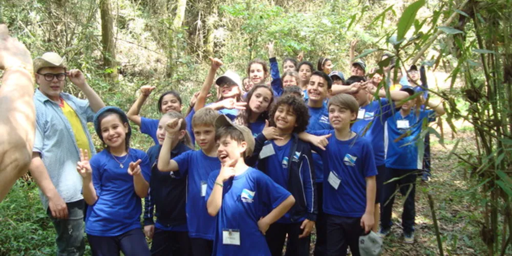 Imagem ilustrativa da imagem Turma de PG realiza visita à Fazenda das 100 Árvores