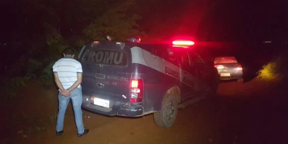 Guardas municipais flagraram o crime durante patrulhamento em Uvaranas