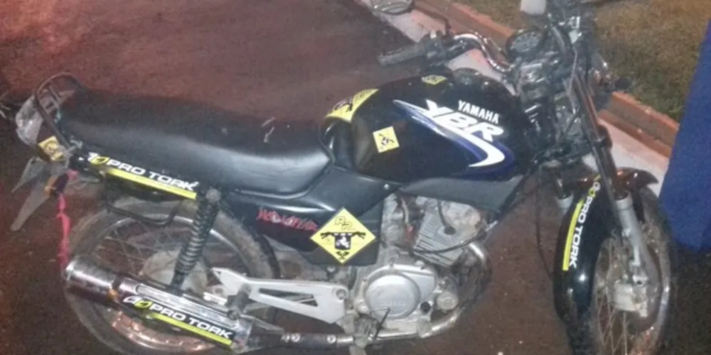 Além de ser pego no bafômetro, piloto da moto não tinha CNH