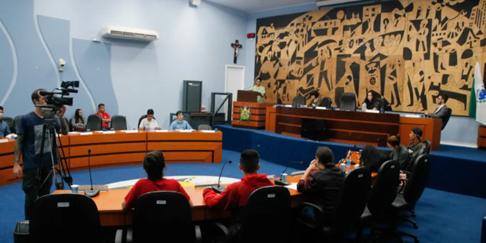 Imagem ilustrativa da imagem Câmara Jovem realiza primeira sessão em PG