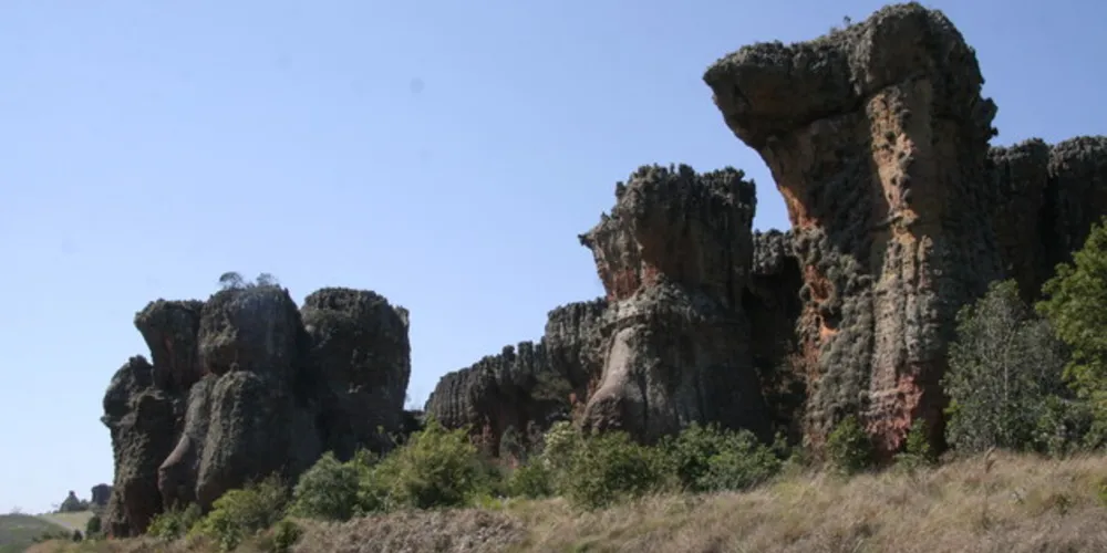 Área do Parque Estadual de Vila Velha integra a escarpa devoniana
