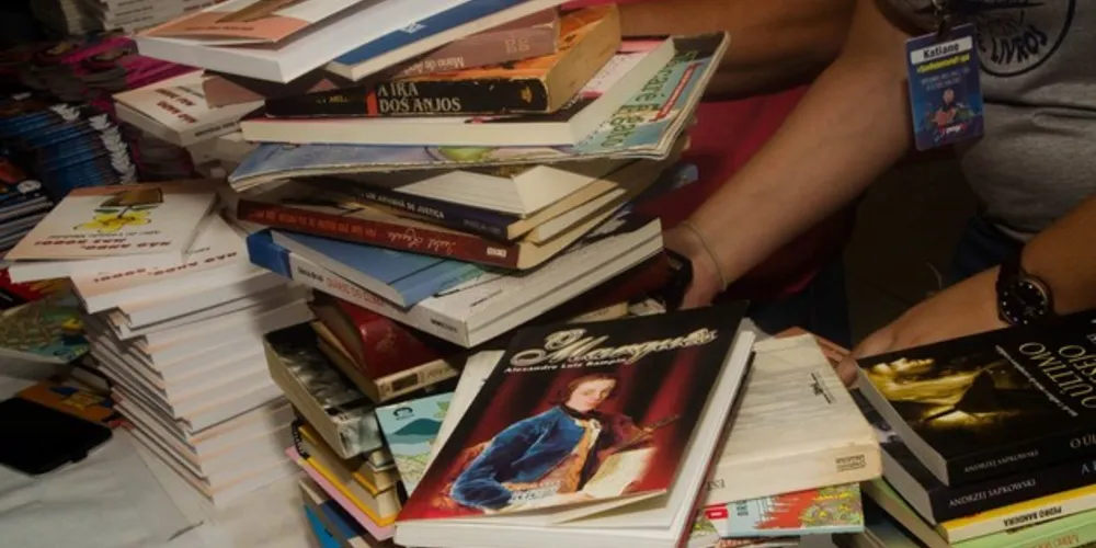 Imagem ilustrativa da imagem Pegaí completa 200 mil livros doados em PG