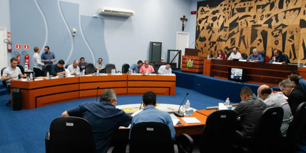 Vereadores se posicionaram contrários à nota do DCE.