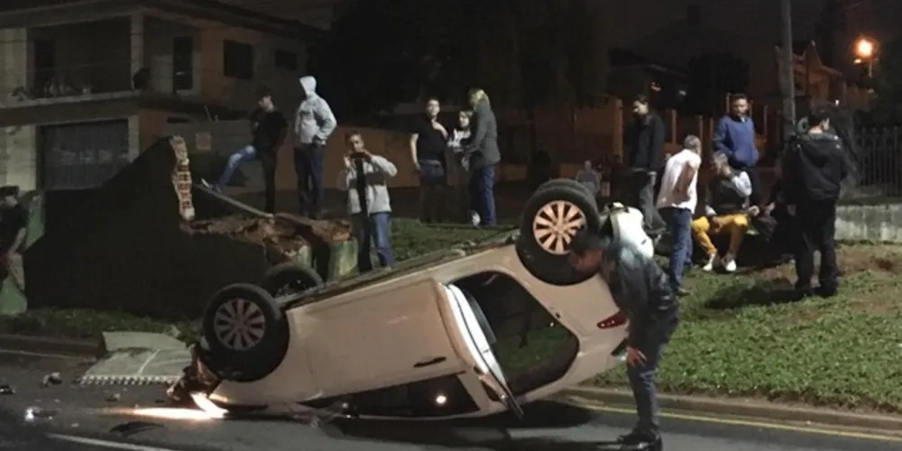 Acidente aconteceu na Avenida Visconde de Taunay na noite desta quarta