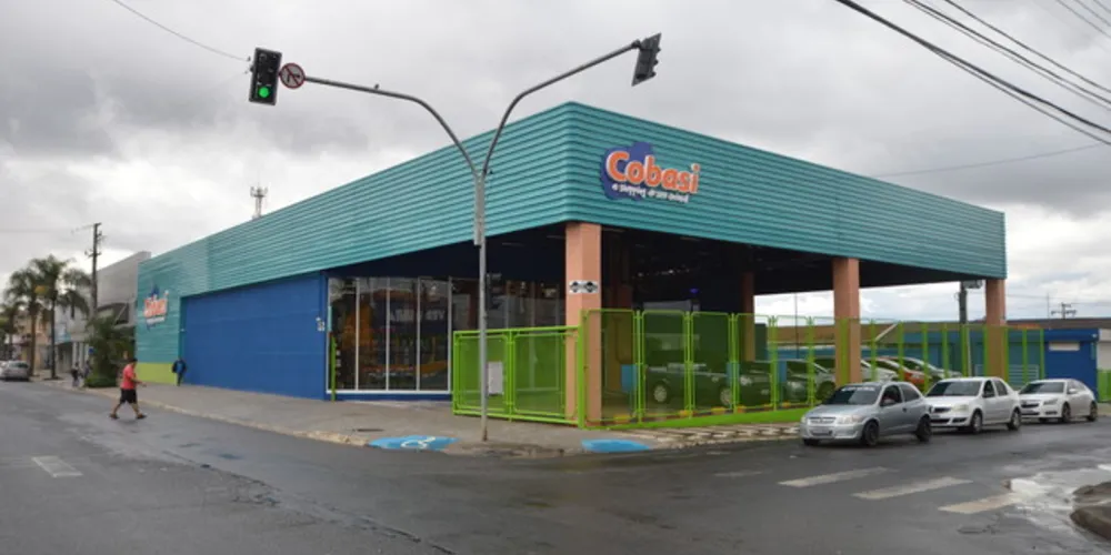 A loja está instalada na Avenida Ernesto Vilela, 800, ao lado da concessionária Nissan