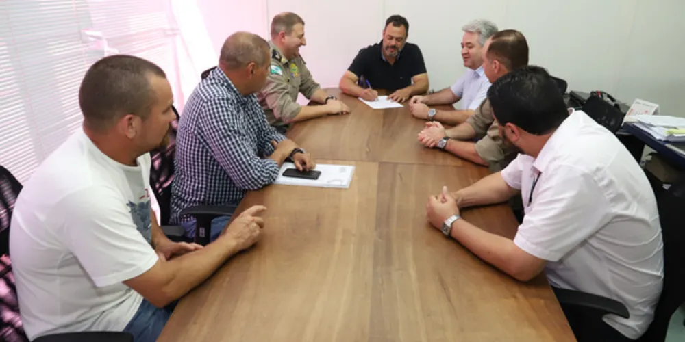 Representantes da corporação e da Prefeitura fecharam o acordo