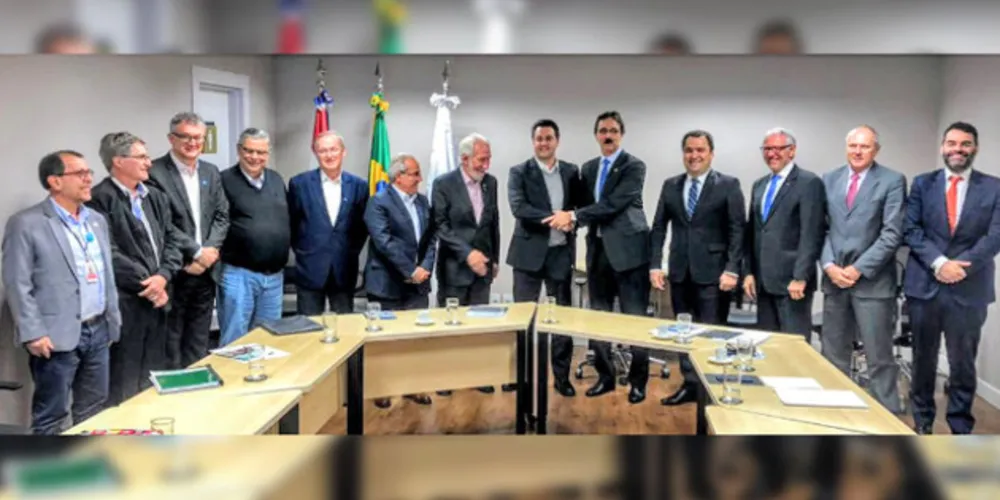 Reunião aconteceu no escritório da binacional em Curitiba.