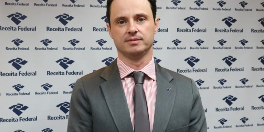 O delegado explica que os débitos se referem tanto às empresas inadimplentes quanto às que têm indícios de sonegação