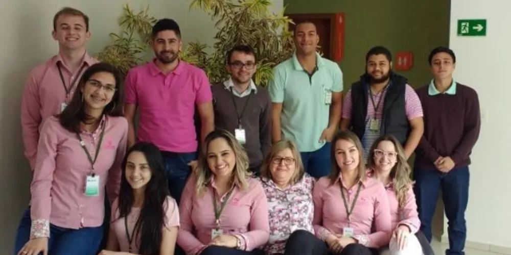 Às sextas-feiras de outubro, os colaboradores da Capal vestiram a cor da campanha