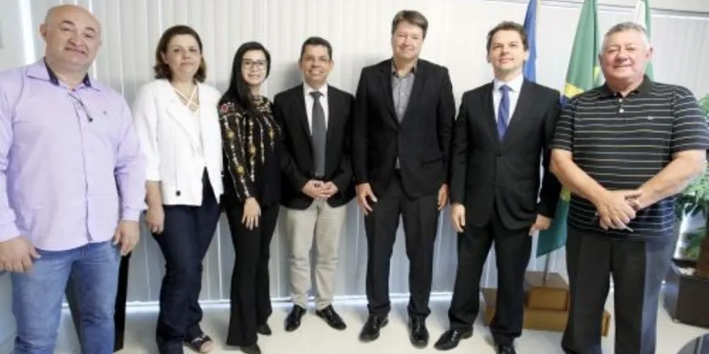 Representantes do curso e da Justiça participaram da solenidade