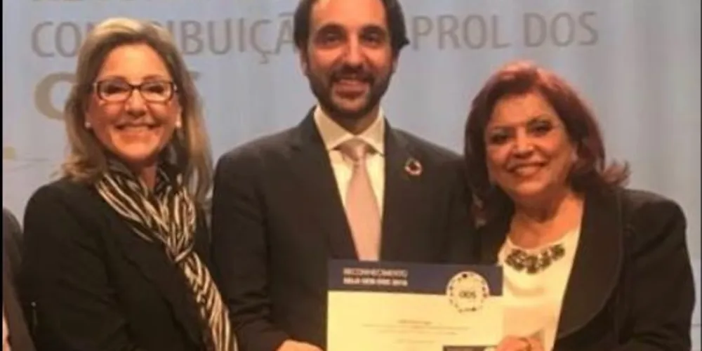   Indianara Prestes Mattar Milléo (presidente do Clube Ponta Lagoa); secretário Carlo Pereira e Icléa Saliba Cunha (2ª vice-presidentee e Diretora do  Clube Ponta Lagoa) 