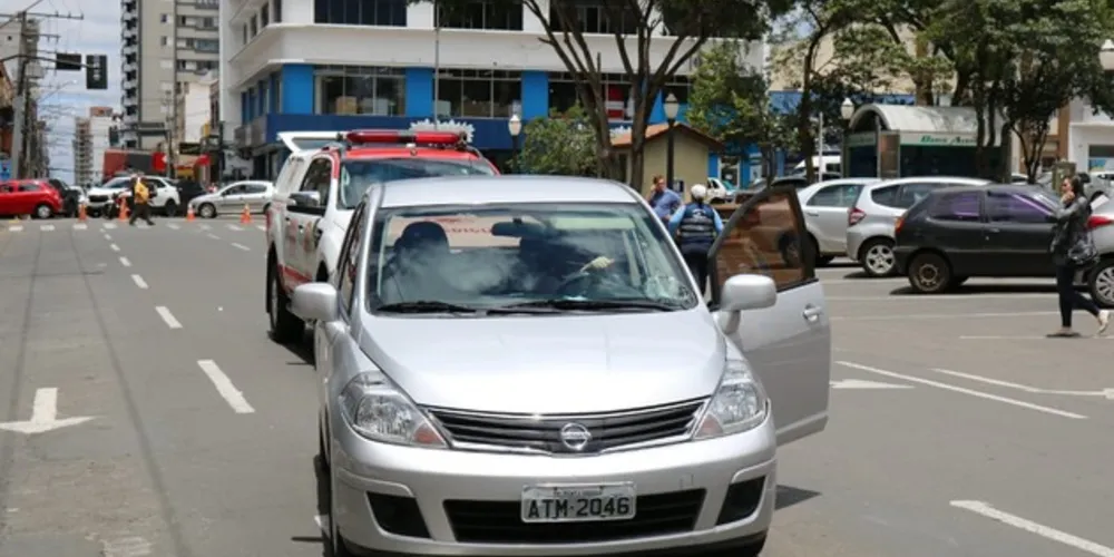 Homem foi atendido pelas equipes de resgate e encaminhado ao Hospital Regional