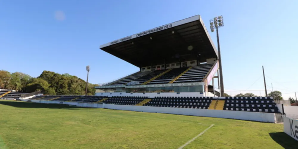 Iluminação atual do estádio não atende aos requisitos da CBF para a Série B