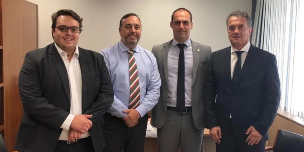 Plauto esteve em Brasília com lideranças aliadas ao futuro presidente.