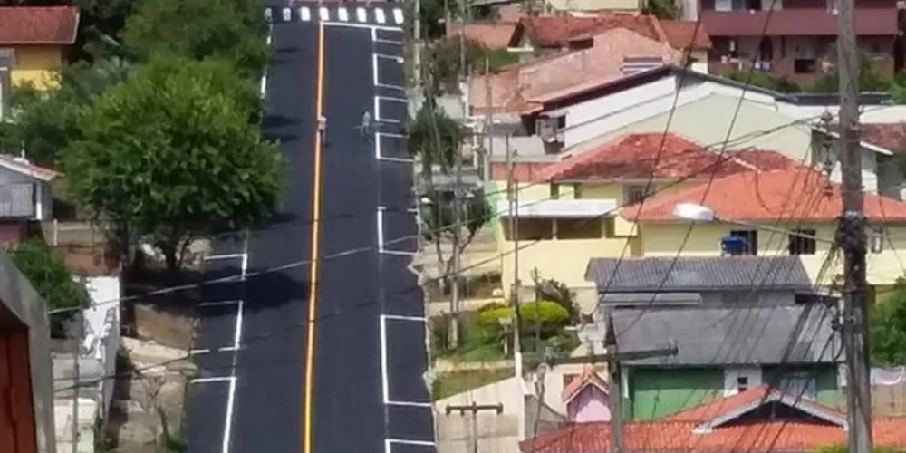 Prefeitura concluiu sinalização horizontal nas ruas já recapadas do bairro.
