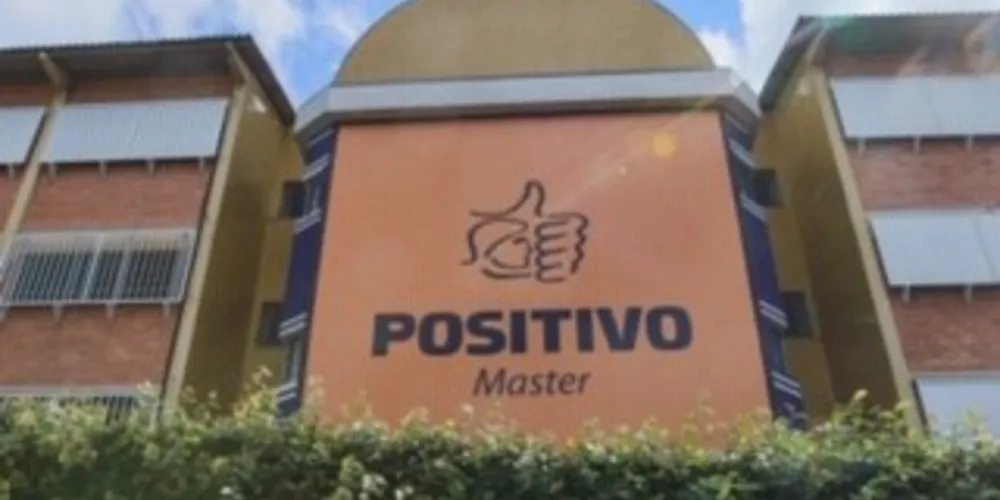 Colégio Positivo Master oferece ensino bilíngue desde a infância.