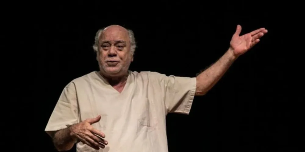 Espetáculo ‘O Julgamento de Sócrates’, com Tonico Pereira, será apresentado no Cine-Teatro Ópera