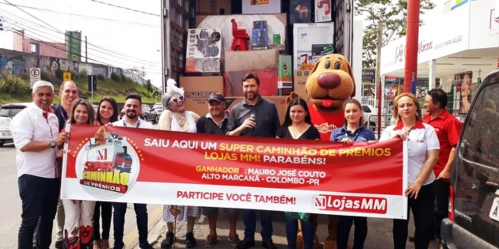Entrega do Caminhão de Prêmios ocorreu em Colombo