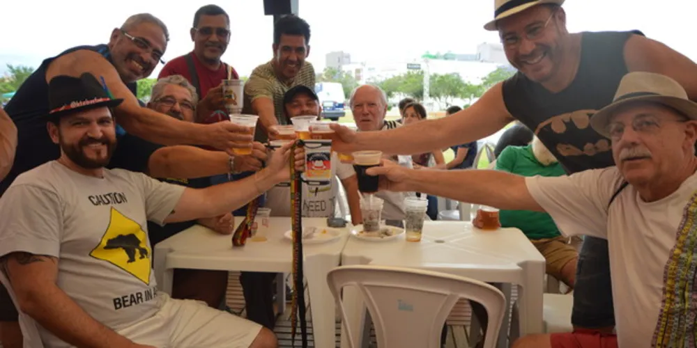 O evento segue até domingo com muita cultura e gastronomia alemã, apresentações culturais