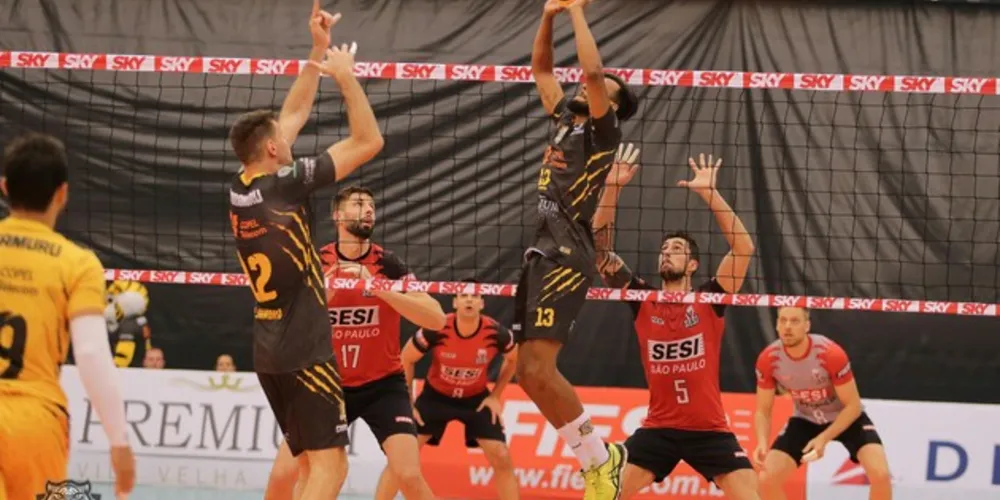 Caramuru conquistou primeiro ponto nesta Superliga contra o SESI