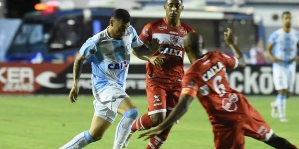 Vitória fora de casa deixou o CRB com pequenas chances de descenso