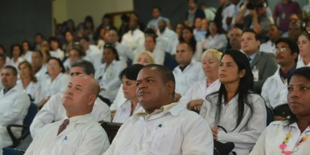 Governo de Cuba considerou ofensivas declarações de Bolsonaro sobre médicos cubanos