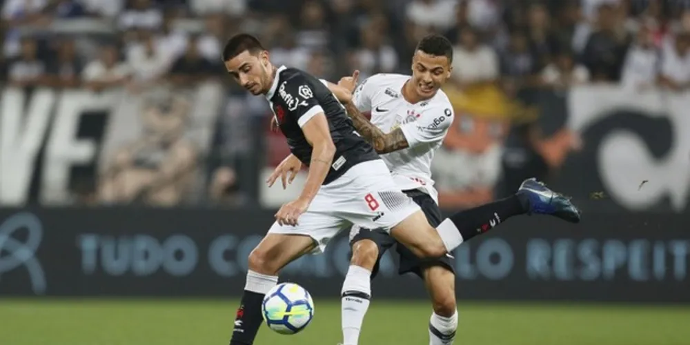 Partida teve polêmicas de arbitragem com pênaltis não marcados para o Vasco