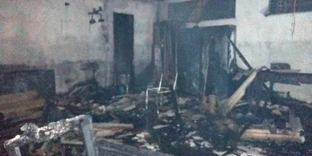 Escola na localidade de Quero Quero foi destruída por incêndio na noite de sexta