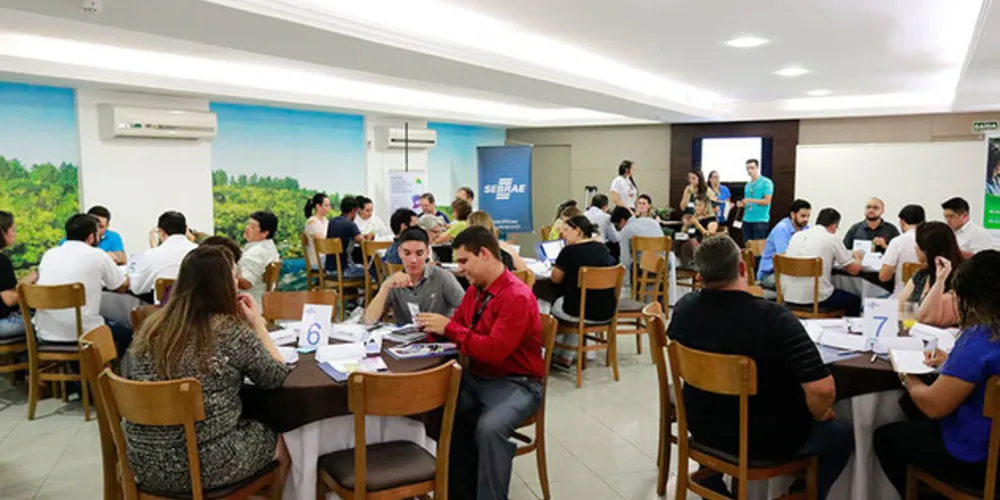 Evento reuniu empresários e pequenos e microempreendedores do município.
