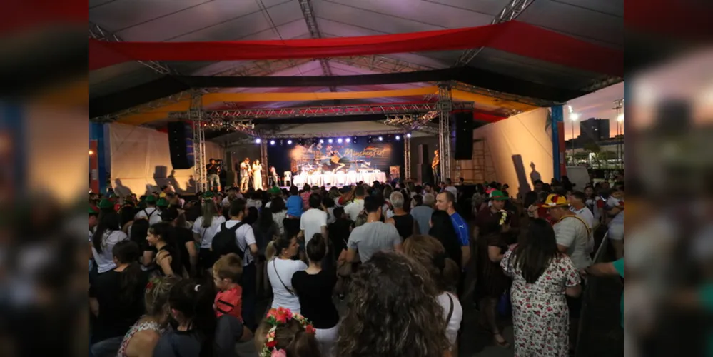 Festa alemã teve alto público nos quatro dias de festa no Parque Ambiental