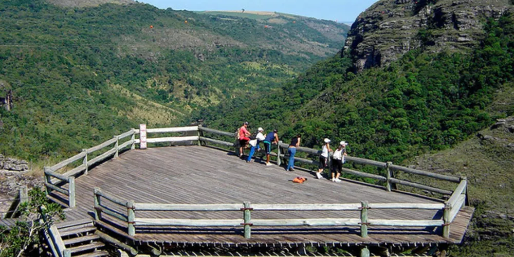 Governo do Paraná quer modernizar gestão de unidades de conservação