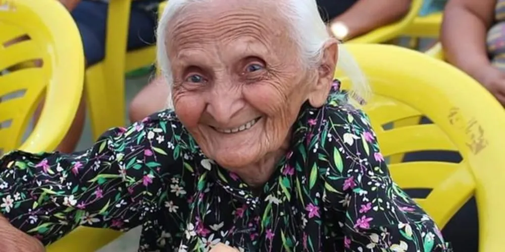 Imagem ilustrativa da imagem Assassinato de idosa de 106 anos causa revolta