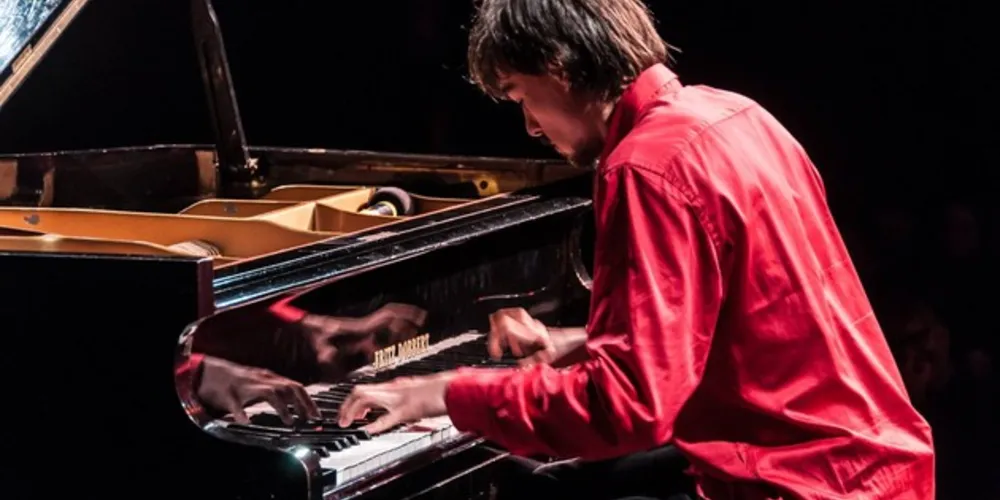 Bruno começou a estudar piano aos seis anos de idade e sempre demonstrou gosto pelas obras clássicas