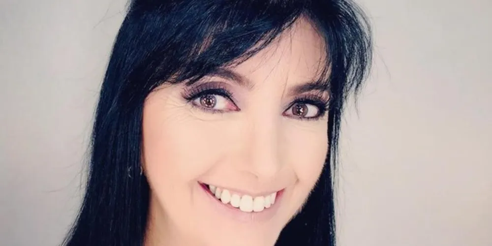 BRINDE A VIDA - A advogada Consuelo Taques Ferreira será muito cumprimentada pela passagem de seu aniversário na próxima sexta-feira (23). Da coluna RC os votos de alegrias e prosperidade.