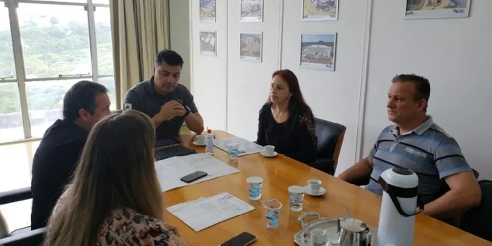 Encontro foi realizado na manhã desta quinta-feira