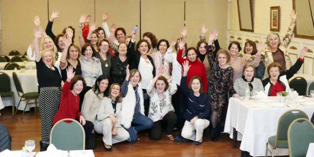 No próximo sábado (24), grupo de ex-alunas retorna ao Colégio Sant'Ana para comemorar o jubileu de ouro.