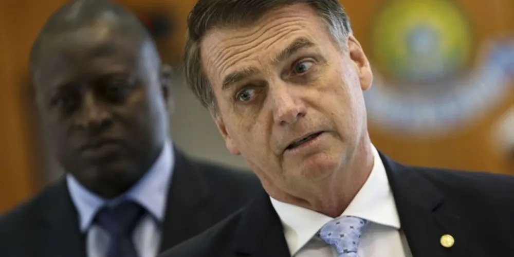 Bolsonaro passou por bateria de exames nesta sexta-feira (23)